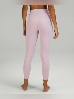 Lululemon Align High-Rise Pant 25"
Pink Peony